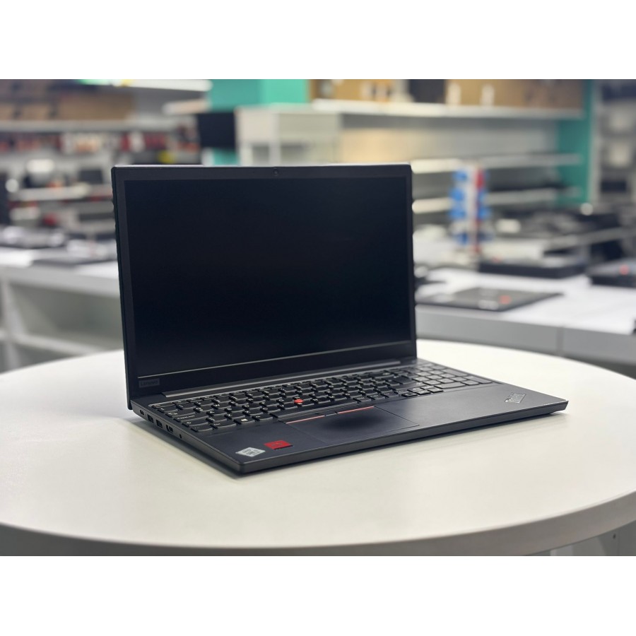 Lenovo 2.El Notebook Thınkpad E15 İ7 10510U 8Gb Ddr4 256Gb M2 Ssd 2Gb Rx640 15.6''Fhd Ips B Ka