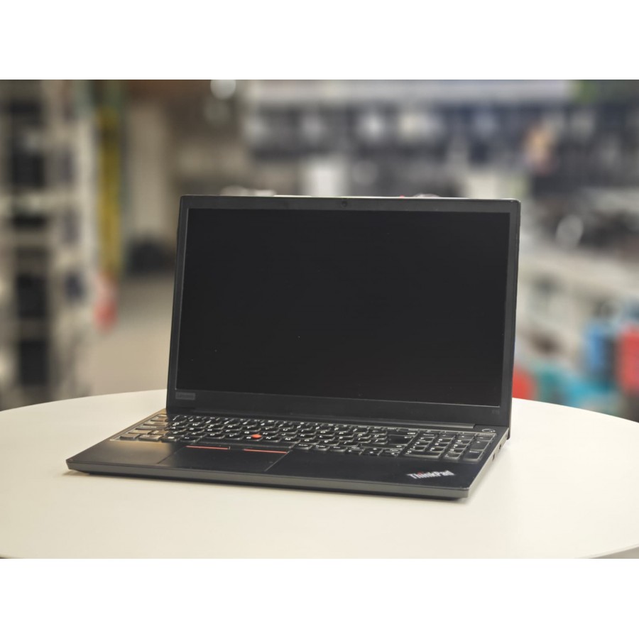 Lenovo Thınkpad E15 Notebook İ5 10210U 8Gb Ddr4 256Gb M2 Ssd 15.6''Fhd Ips B Laptop 2.El